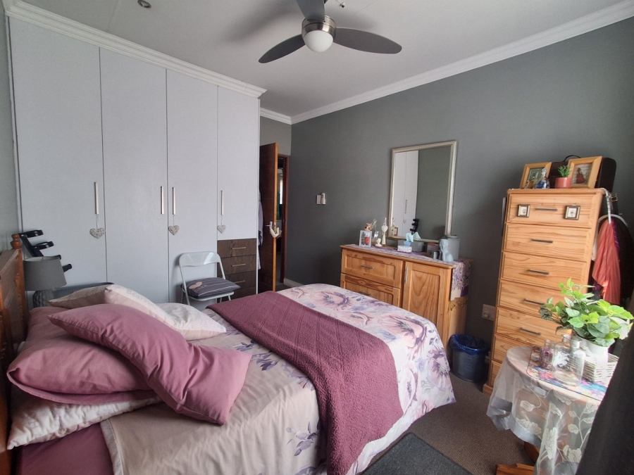 To Let 3 Bedroom Property for Rent in Somerton Estate Free State